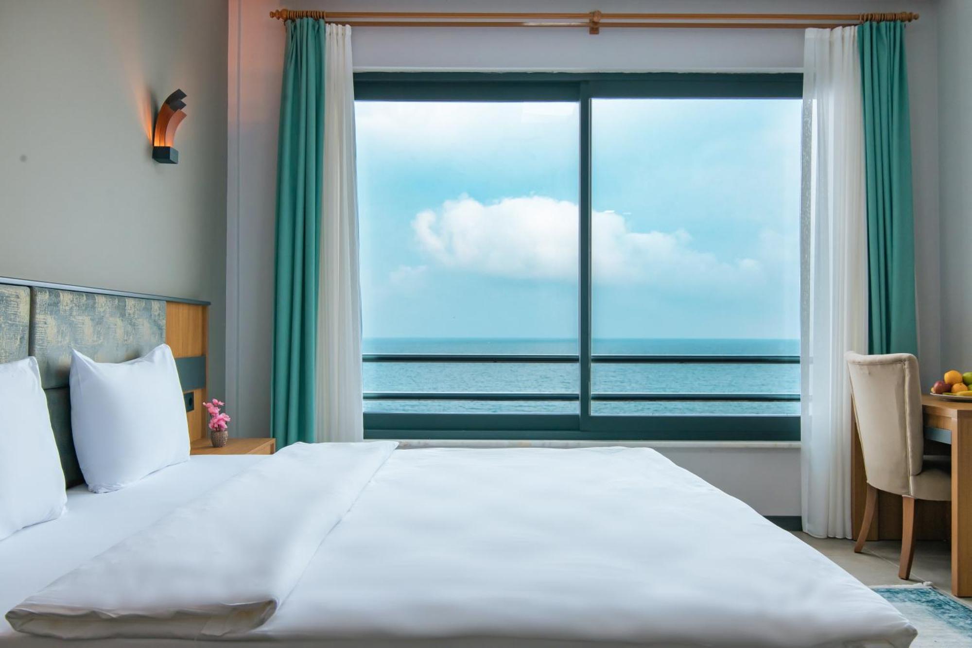 Fevzi Hoca Otel Trabzon Esterno foto