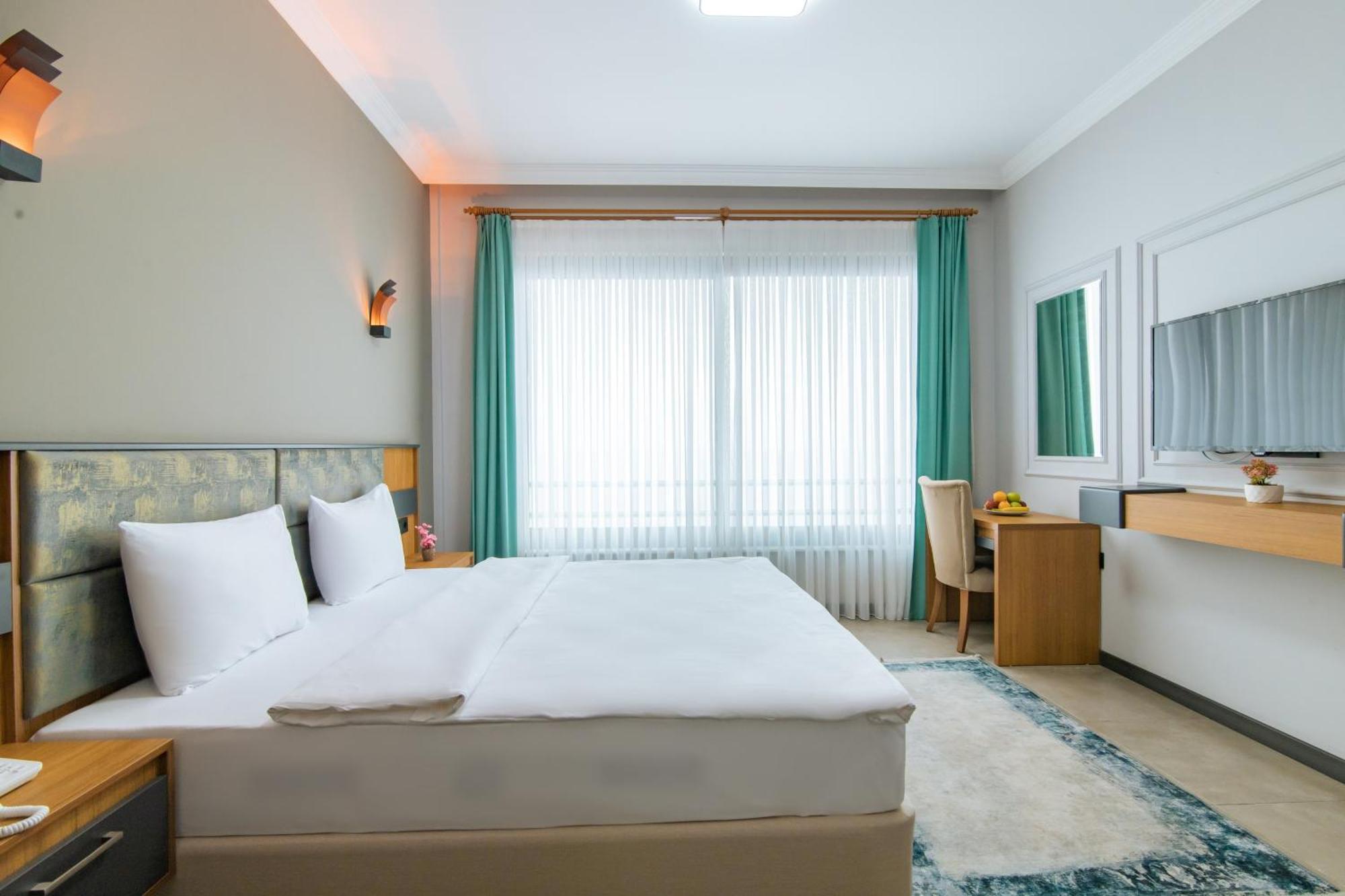 Fevzi Hoca Otel Trabzon Esterno foto